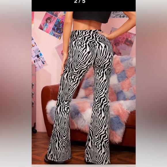 Junior’s SHEIN EZ Wear Zebra Striped Print Flare Pants, M - Picture 6 of 7